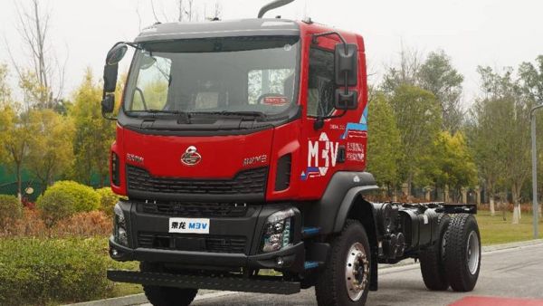 乘龙M3 4X2极限自卸:像奥运军团一样冲破运输极限!