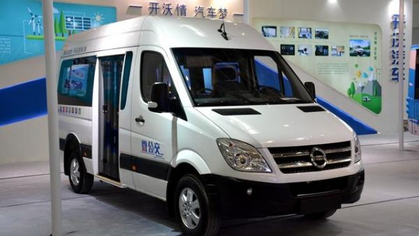 疯了 以后可能满大街都是“依维柯”公交车