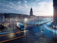 总重16吨，最大续航300公里，沃尔沃卡车首款纯电动卡车亮相