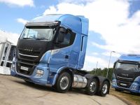 天然气旗舰重卡揭开面纱!依维柯 Stralis NP 460 6x2 英国亮相