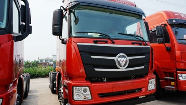 550马力潍柴发动机加持,老司机带您重新认识欧曼重载版GTL