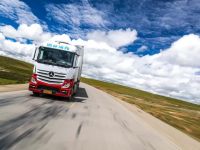 青藏线跟车纪实：跟着奔驰新Actros走进梦的圣地