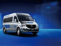 【IAA 2018】上汽大通带4辆电动EV80参展,欧洲售价38.8万起