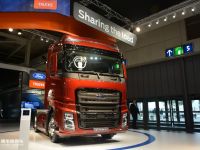 平地板、全液晶仪表最抢眼，即将上市的江铃威龙HV5实车内饰首曝光