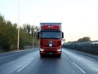 实至名归!解放J7斩获“2019中国年度卡车”大奖