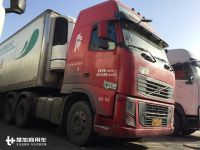 菜市场偶遇一辆沃尔沃卡车,一看不得了,660马力的FH16