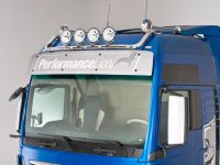 卡车上的这个装置用处不大却很费油，欧洲卡车已经率先开始取消