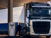 460马力比国产车550马力动力还强,沃尔沃推出迄今为止最节油卡车