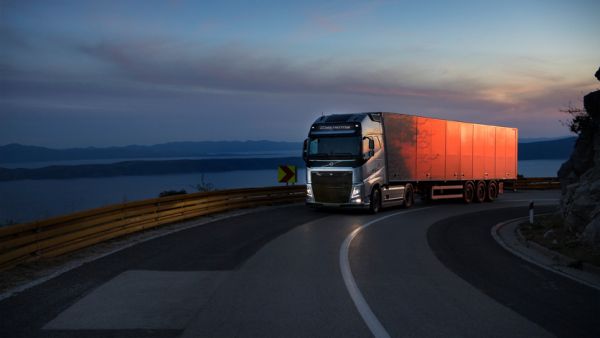 【卡友说】偷油贼猖獗是惩罚太轻？东风吸收了多少沃尔沃技术引发激烈讨论