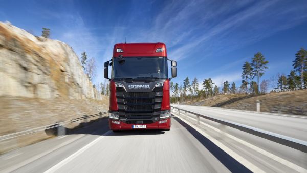 想驾驭新款斯堪尼亚?这本快速入门指引您必须要看!