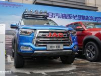 大货箱超强承载，配置向SUV看齐，还能越野撒欢，汽油版帅铃T8皮卡试驾报告