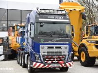 每一次看到都让人血脉偾张，再带您领略750马力沃尔沃FH16大件牵引车的魅力