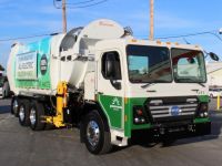 比亚迪纯电动环卫车驶入美国硅谷中心地区