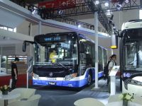 打卡银隆“高铁级”公交车，他们怎么说