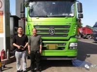 买车为什么选轩德X3 LNG牵引车？陕西这位司机告诉你答案