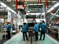 多措并举抓实“安全生产月”建设平安重汽