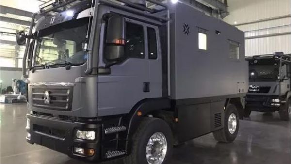 百万级越野房车帅到没朋友!了解一下?