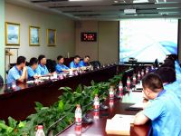 严鉴铂书记深入各单位进行主题教育调研