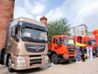 凉山彝族火把节 东风商用车热点多