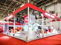 东风康明斯非道路国四动力“激擎”亮相北京工程机械展