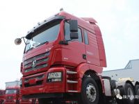 节油高效 运输干将 轩德3系6×4牵引车图解