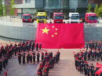 中国重汽激情快闪，燃爆爱国情！