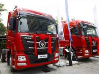 “高效进化 不畏炎热”欧曼EST 南方版南宁震撼上市