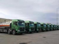 行业首批丨中国重汽国六HOWO-T5G危化品运输车交付胜利油田