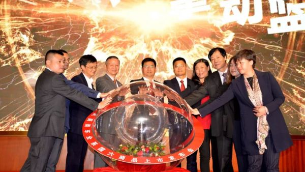 560马力Z14发动机天龙旗舰领衔,东风商用车全系国六车型北京上市