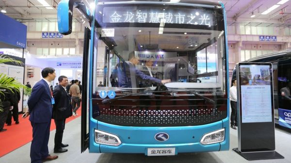 金龙客车“智慧出行解决方案”助力北京公共交通展