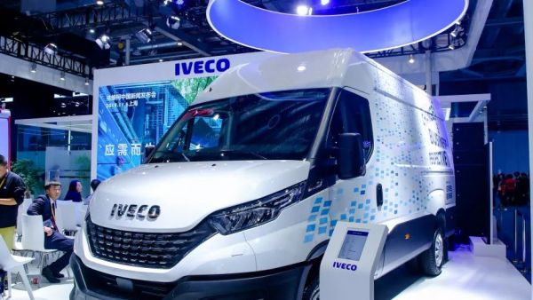 进口依维柯New Daily 2020进博会上市，智能化定制引领商用车新趋势