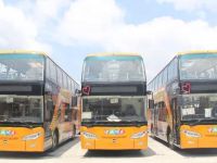 潍柴亚星双层巴士喊你上车啦！坐大巴，逛上海！