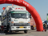 轻卡的价格,中卡的载重,专为绿通运输市场打造的帅铃绿巨人临沂上市