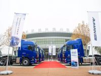 百公里节油3-5%，欧曼GTL自动挡牵引车唐山区域隆重上市