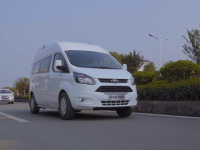 配上新全顺，这座深山里的民宿更红了