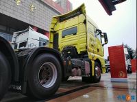 纯平地板超大空间,首配潍柴460马力发动机!汕德卡G7W惊艳亮相