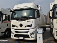 德龙X6000中置轴载货车亮相,电子手刹加入,刷新载货车最高配置