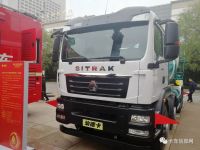 高端、亲民并线走!挑战破万辆目标!2020年汕德卡工程车懂法更懂你!