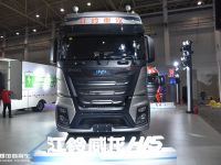带你看看江铃的旗舰重卡威龙HV5，配置很欧洲，但又有明显的自己风格