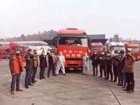 助力保障疫区“菜篮子” 红岩杰狮满载果蔬驰援湖北