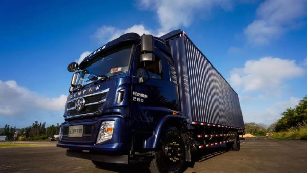 城际物流“豹”款货车 上汽红岩杰豹4X2厢式货车