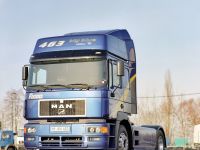 德国曼F2000你可能熟悉，F2000的进化版你见过吗？这台搅拌车就是！