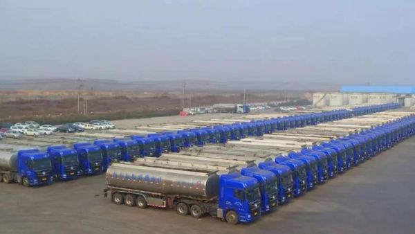 复工即斩获大单，500台欧曼危化品运输车助力正本物流