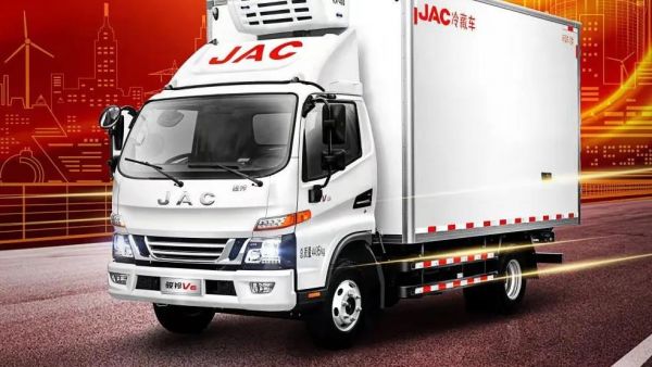 骏铃冷藏 运输医药,共同战“疫” 与爱同行