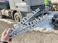 保定拆车圣地游记，好多老旧进口卡车，听说现在拆零件都值不少钱