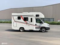 大额头双床铺，6米车身也配双拓展，带您见识一款C本就能开的豪华房车