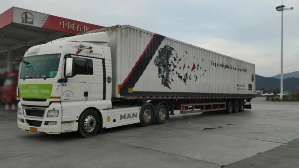 远方的逆行者,为了这个来之不易的春天