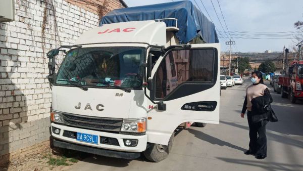 江淮轻卡老师傅告诉你跑绿通怎么挣钱