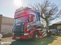 北美这么喜欢长头卡车吗,如此高配的斯堪尼亚平头卡车竟放着不用