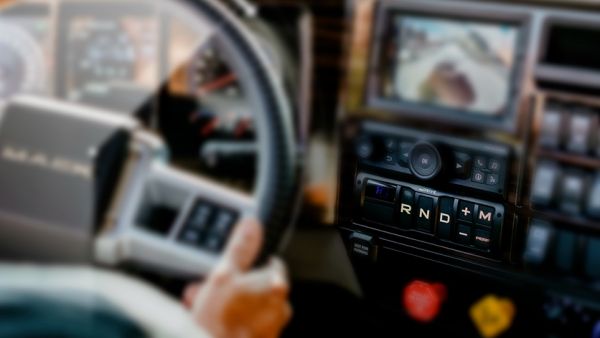 沃尔沃技术加持却不失美国卡车的传统，马克Anthem卡车动力篇来了